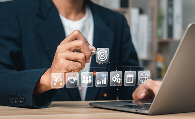 14年的十九座五菱校车拆车还能卖多少钱