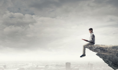 凌渡这款车配置如何-值不值得买-